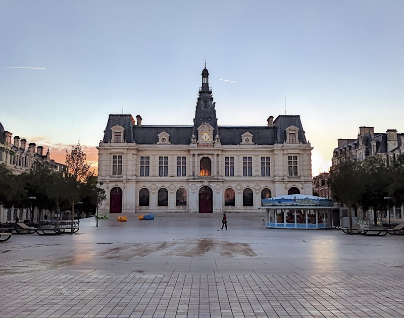 Agence de traduction Anyword Poitiers